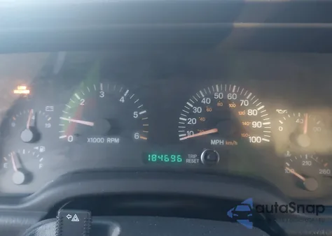 1999 Jeep Cherokee Classic z USA, uszkodzony, nr VIN 1J4FF78S5XL503890